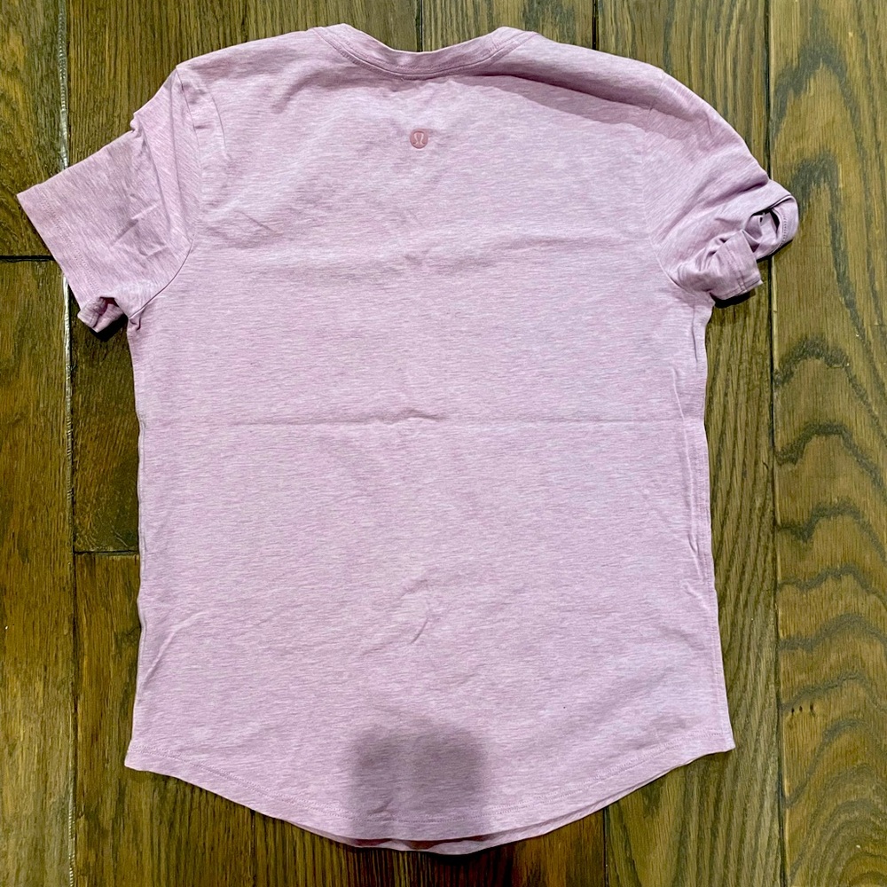Lululemon crew neck tee